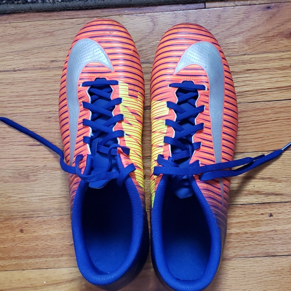 Nike Mercurial lightweight Soccer cleats
